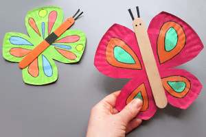 Bastelidee für Sommer – Schmetterling aus Pappteller